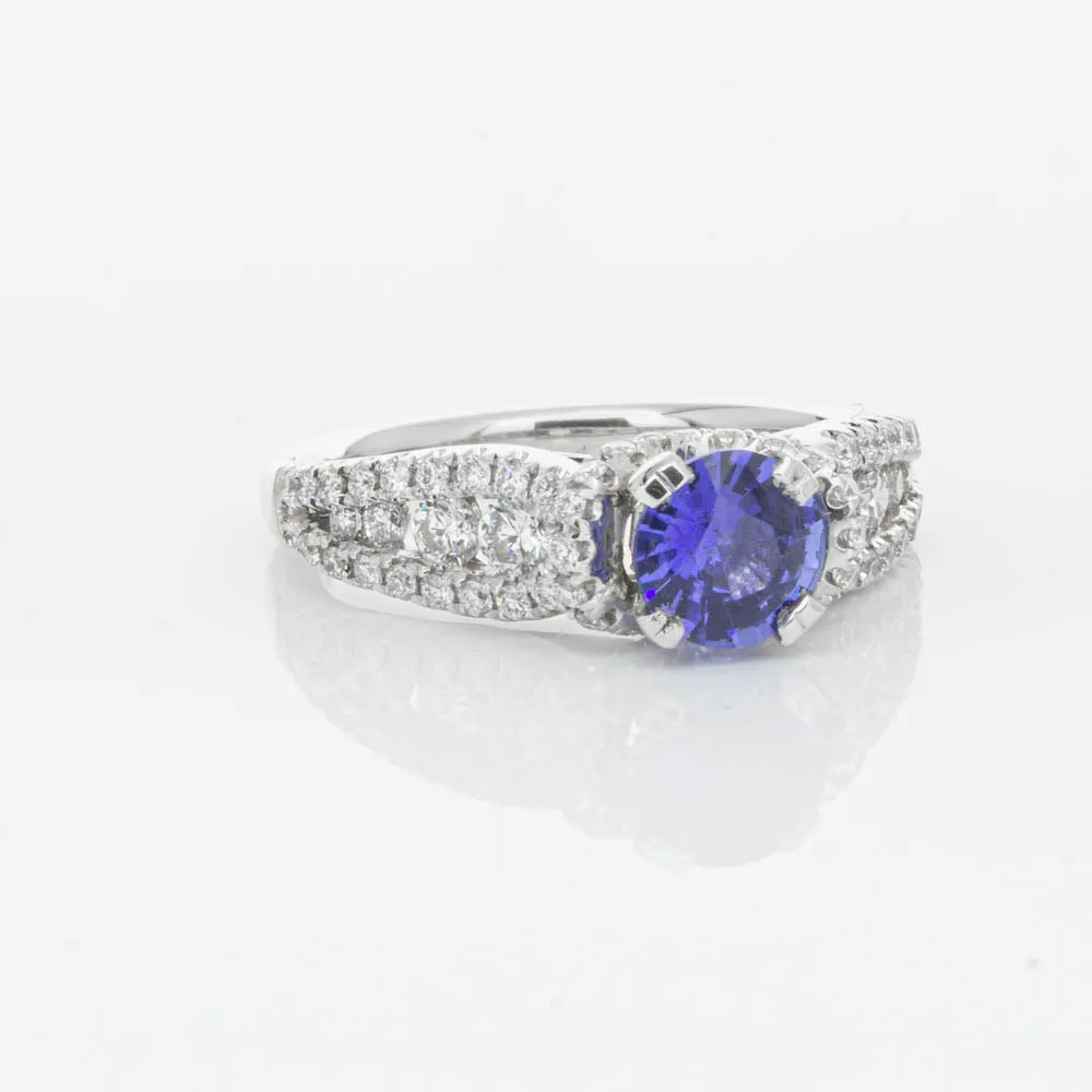 18ct White Gold 1.00ct Sapphire & Diamond Ring