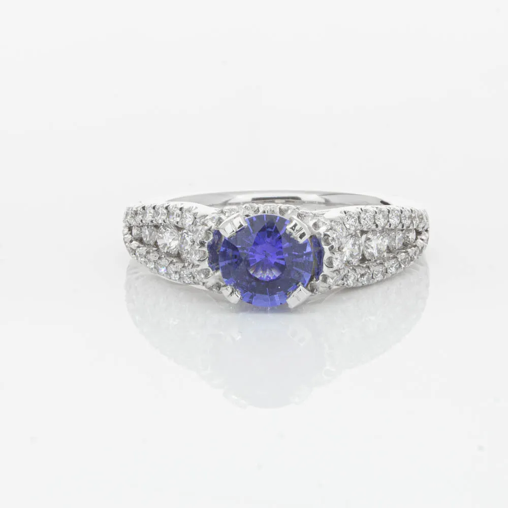 18ct White Gold 1.00ct Sapphire & Diamond Ring