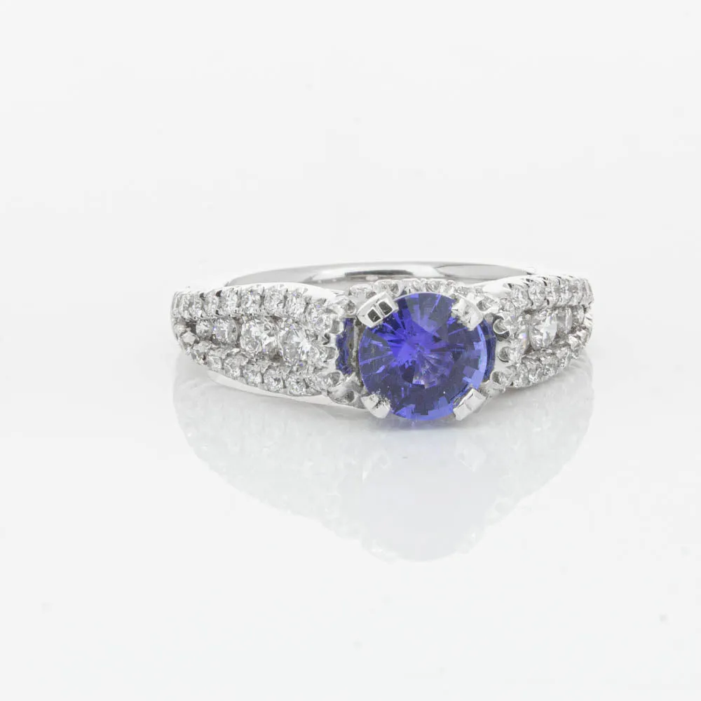 18ct White Gold 1.00ct Sapphire & Diamond Ring