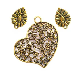 Antique Golden Filigree Designer Pendant Set