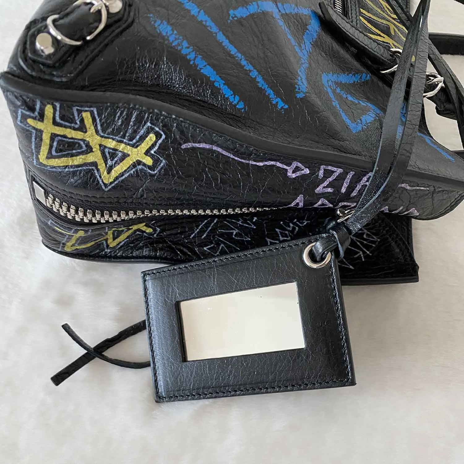 Balenciaga Graffiti Papier A4 Mini Bag